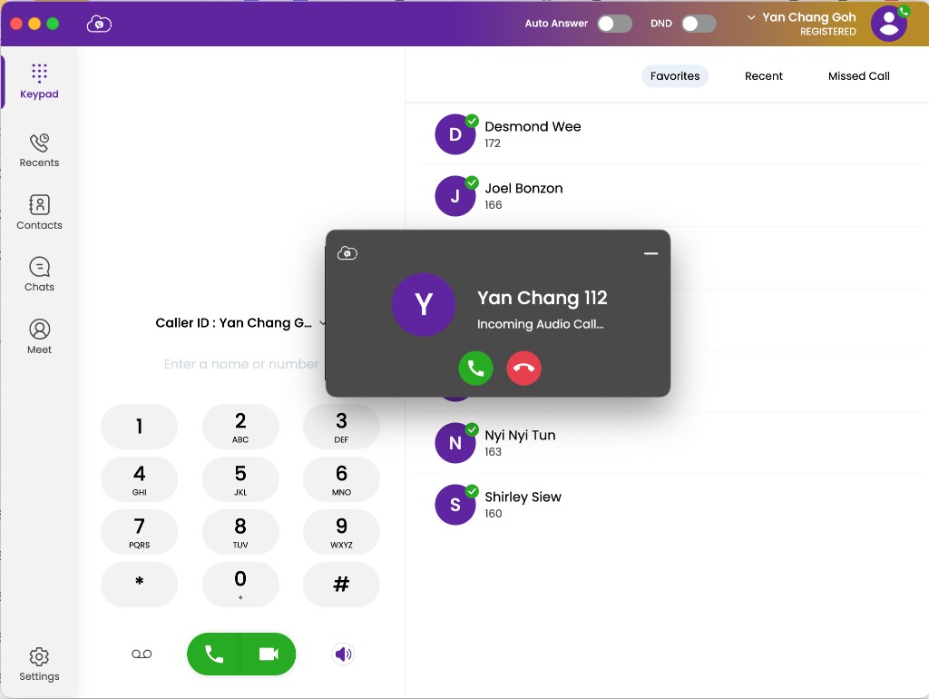 Incoming call screen showing caller name, extension, and answer/reject controls